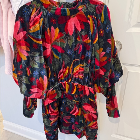 FARM Rio Dresses & Skirts - FARM RIO Sleeve Dress